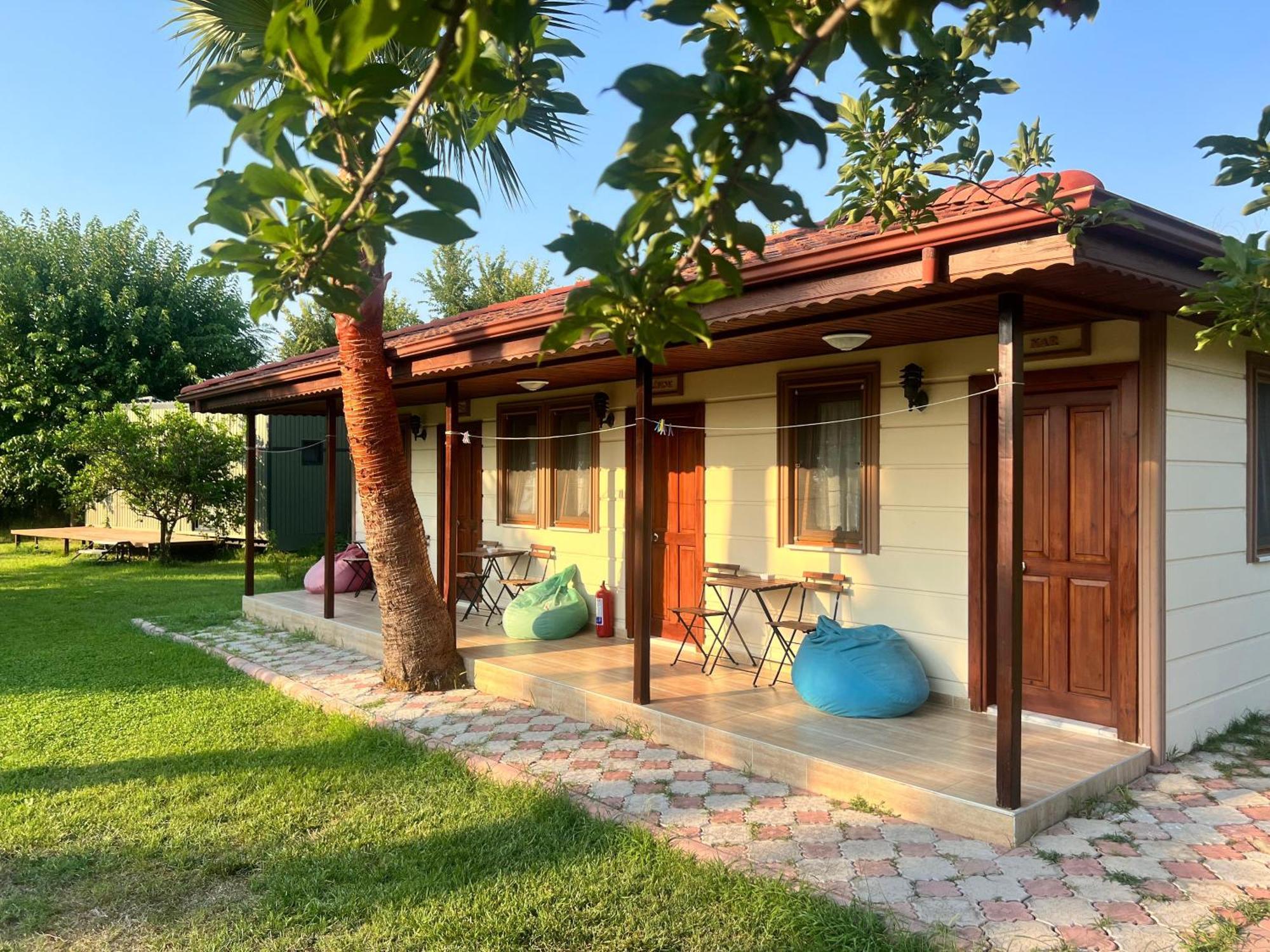 Grenadine Lodge Дальян Екстер'єр фото
